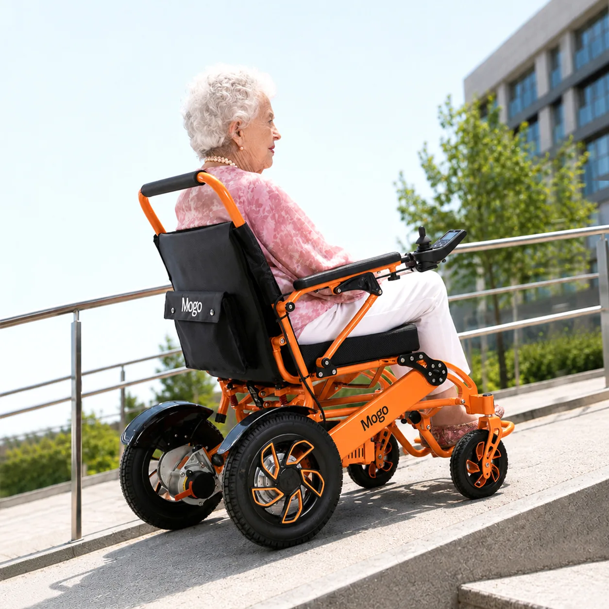 Mogo D12 Anti-overturn wheel, protect you from second injury